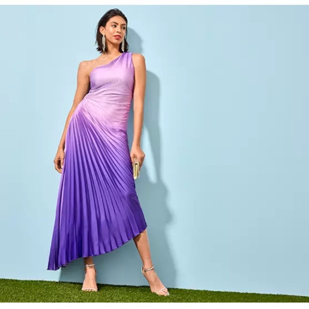 Premier Amour Elegant One-Shoulder Pleated Purple Dress